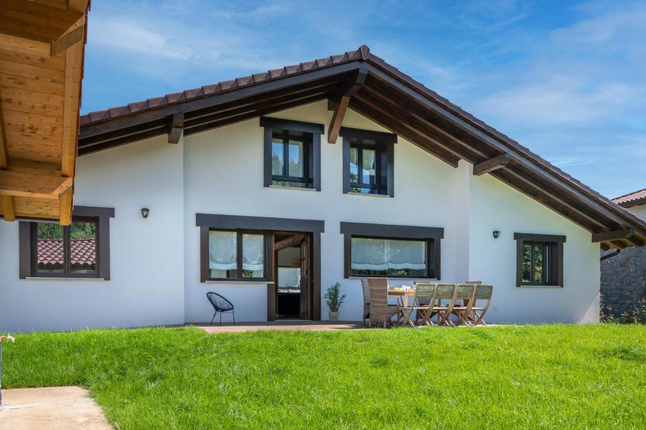Fidalsa North Style Villa Arosteguieta Exterior photo